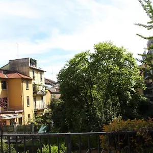 Paola , Milano Italia
